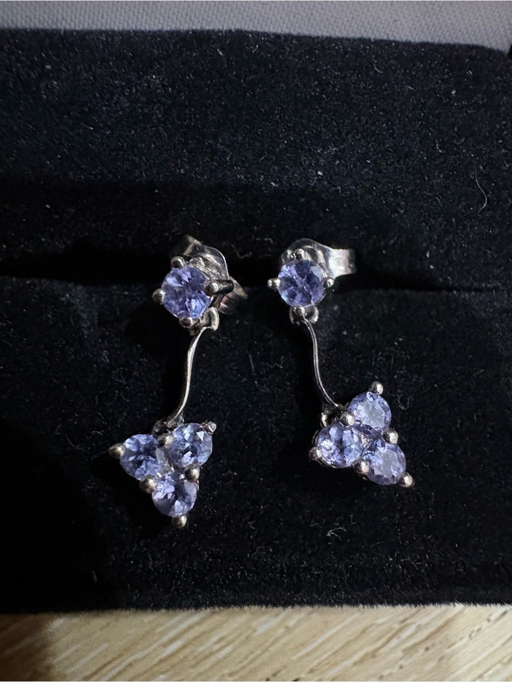 Women’s Tanzanite Diamond Earnings $475.00 14K White Gold Bought in 2001 Natural